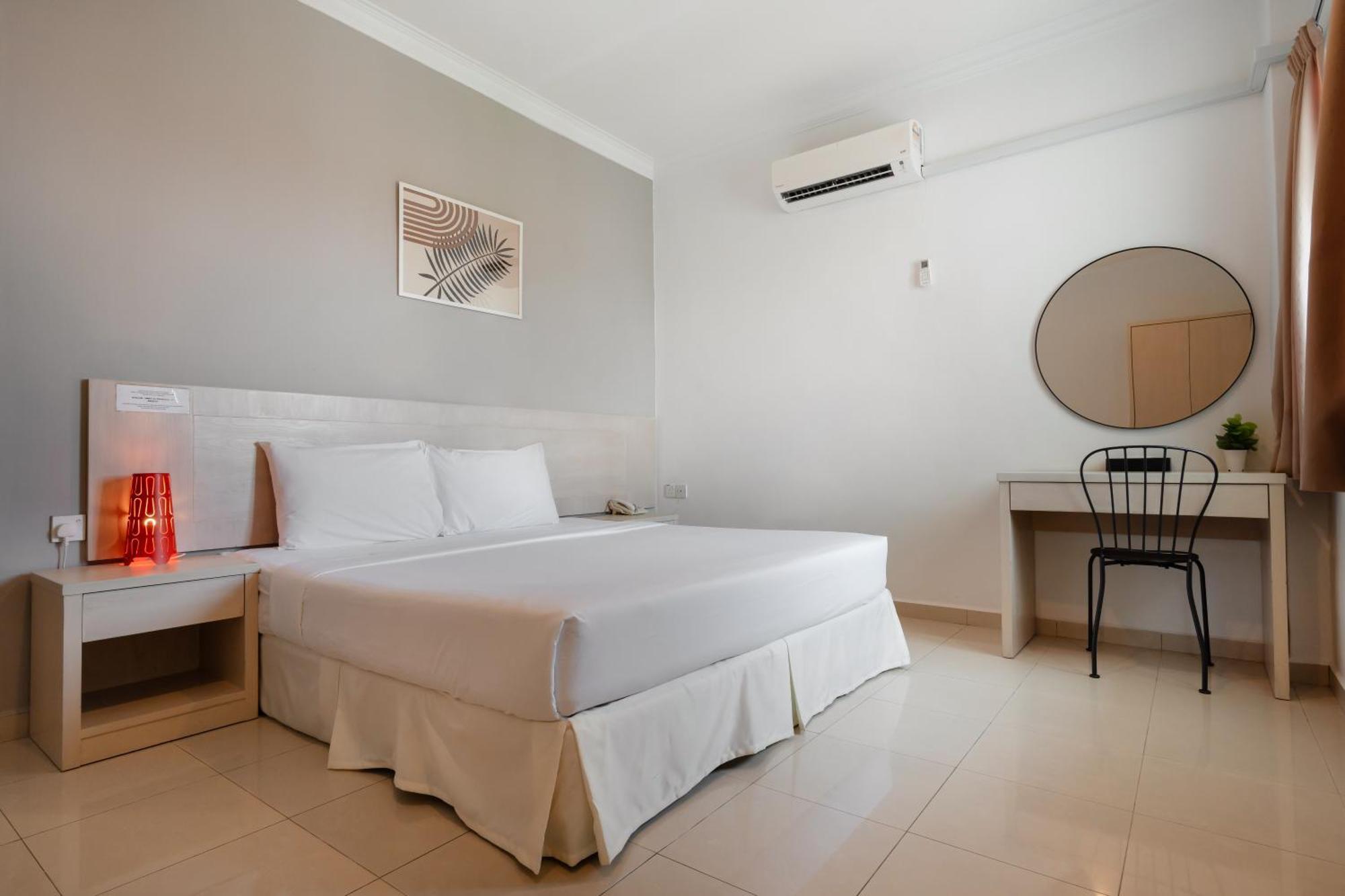 Golden View Serviced Apartments Tanjung Tokong Dış mekan fotoğraf