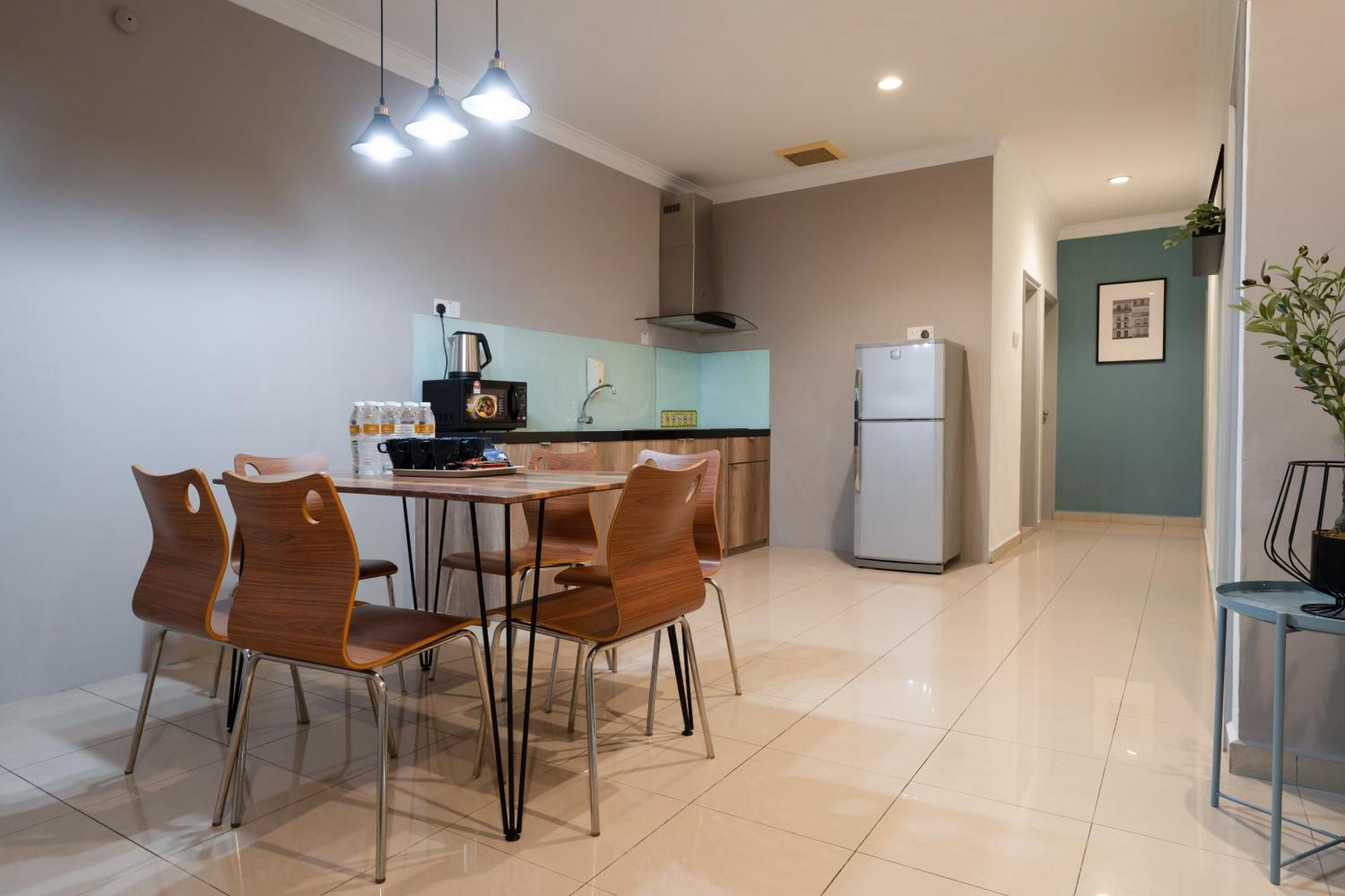 Golden View Serviced Apartments Tanjung Tokong Dış mekan fotoğraf