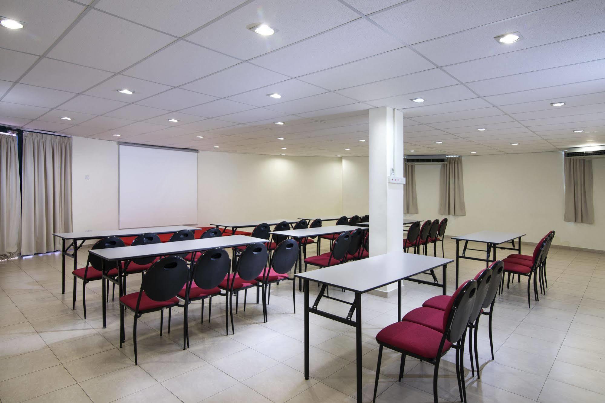 Golden View Serviced Apartments Tanjung Tokong Dış mekan fotoğraf